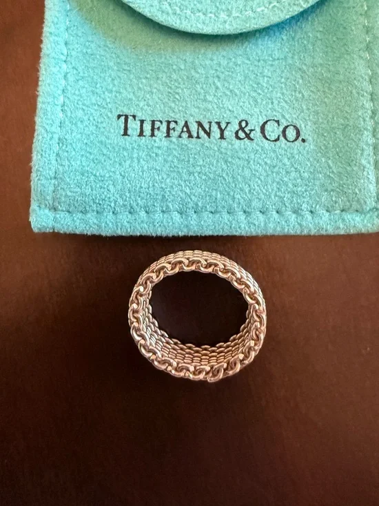 Tiffany & Co. Silver 925 Mesh Ring and Signature Pouch Size 6 - Picture 3 of 8